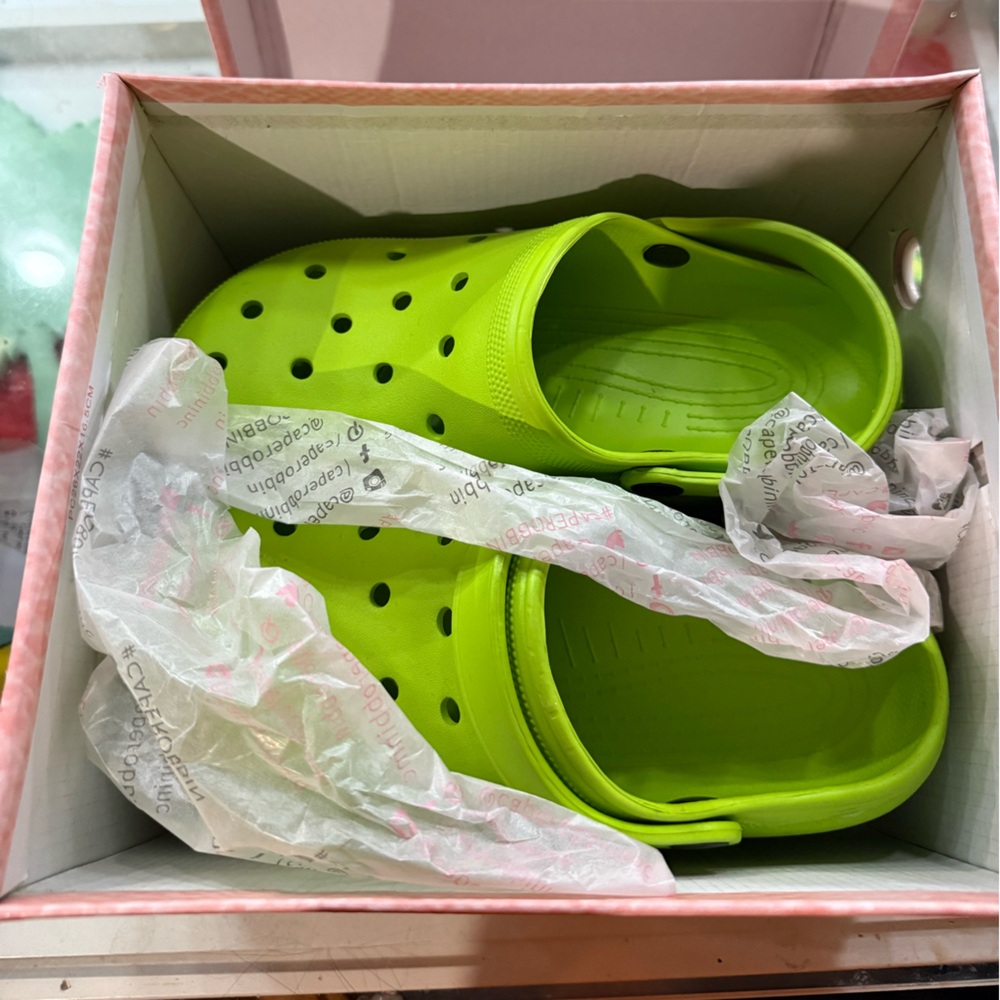 La croxx platform sandals